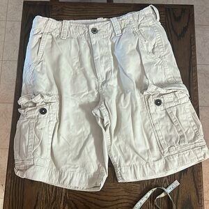 Men’s size 33 light khaki cargo shorts, American Eagle Outfitters brand.